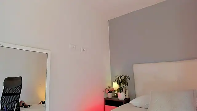 NataliaBuiles online show from October 7, 8:24 pm