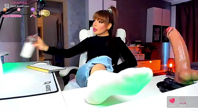 Miss kay1111 online show from April 25, 3:31 pm