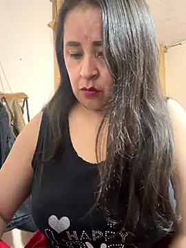 Snapshot of latinfemale chatting on October 19, 12:56 am latinfemale online show from October 19, 12:56 am