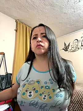 latinfemale online show from November 7, 1:22 am