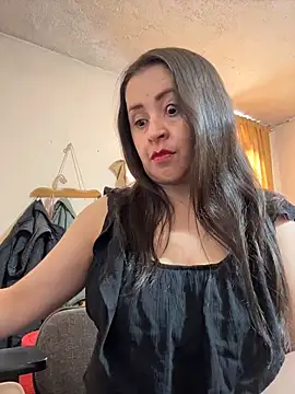 latinfemale online show from June 2, 7:59 pm