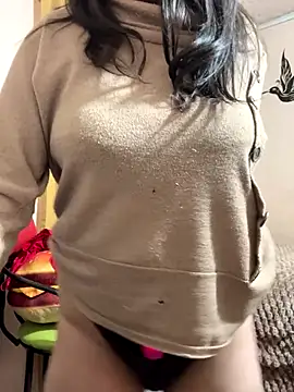 latinfemale online show from October 21, 2:15 am