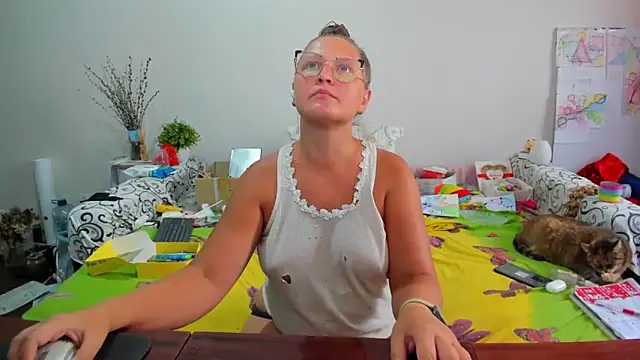Snapshot of IamYourNarcotic chatting on September 15, 2:58 pm IamYourNarcotic online show from September 15, 2:58 pm