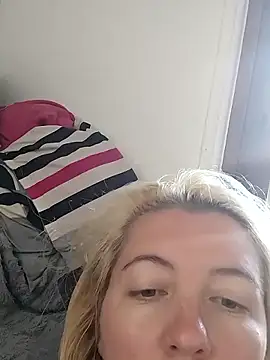 Mllesha74000 online show from October 1, 2:33 pm