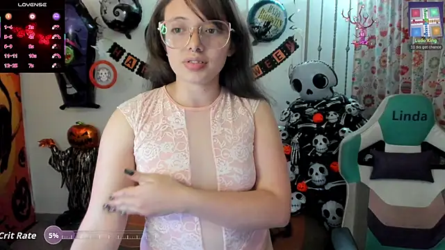 Snapshot of linda-schmidt chatting on October 16, 2:14 am linda-schmidt online show from October 16, 2:14 am