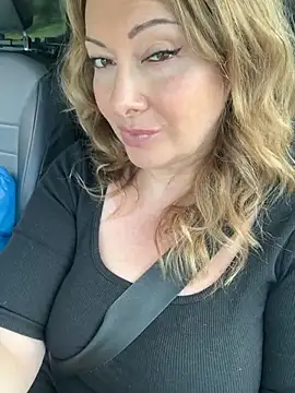 Alice Sweetyyy online show from June 21, 2:54 pm
