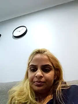 Snapshot of DirtySnowball69 chatting on September 23, 3:43 pm DirtySnowball69 online show from September 23, 3:43 pm