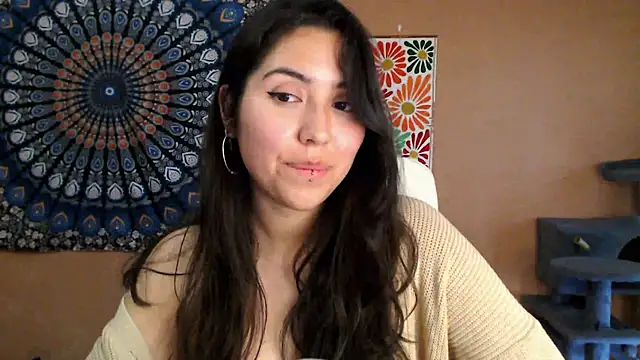 IntimateTales online show from November 9, 8:43 am