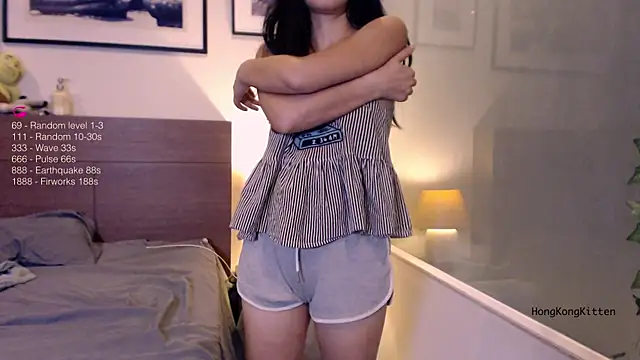 hongkongkitten online show from July 16, 4:44 pm
