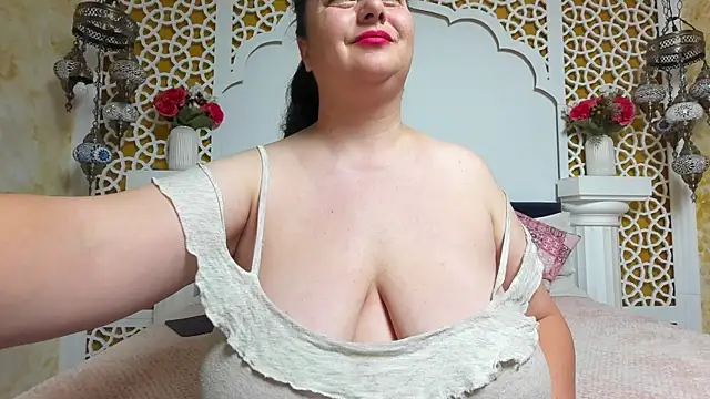 AleshaArabian online show from November 5, 5:56 am