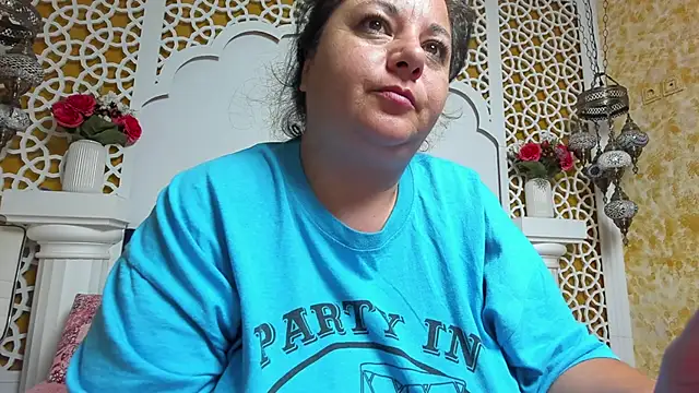 AleshaArabian online show from September 16, 2:41 am