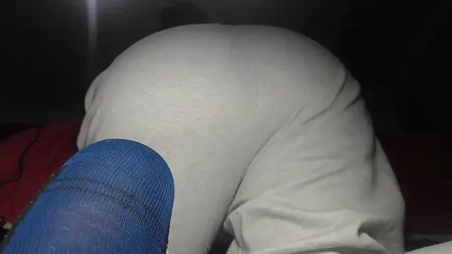 prettyangelsquirt online show from November 12, 2:42 am