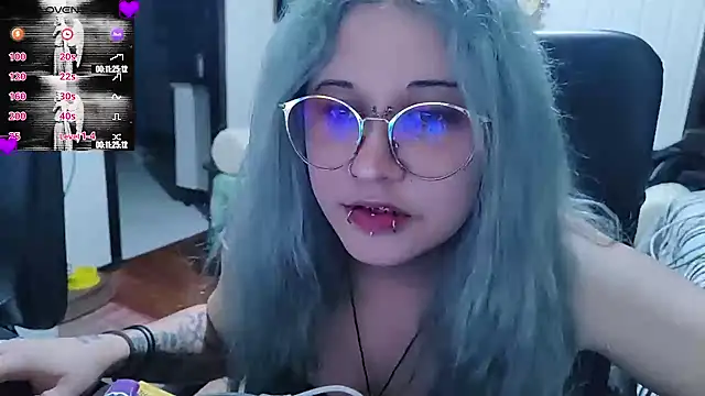 ElfGrey online show from October 2, 5:34 am