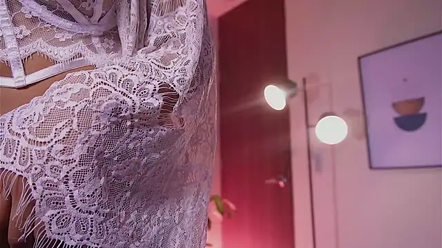 Isabella dior online show from November 4, 3:06 pm