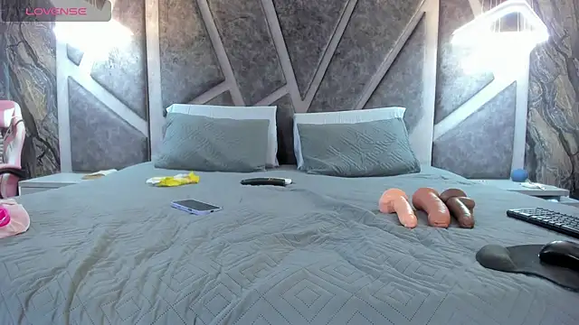 angelinafit online show from November 9, 2:46 pm