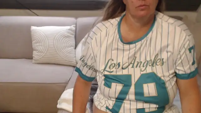 KimMitchelli online show from July 16, 2:54 pm