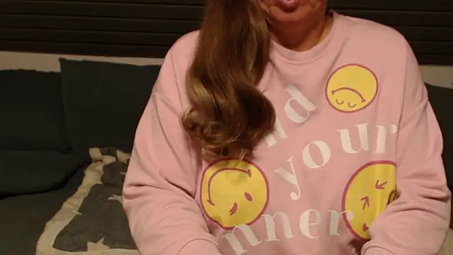 KimMitchelli online show from September 24, 7:35 pm