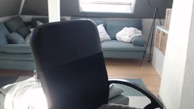 KimMitchelli online show from March 2, 9:49 am