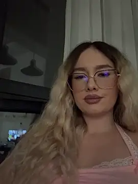 mollyxxx online show from February 8, 3:43 am