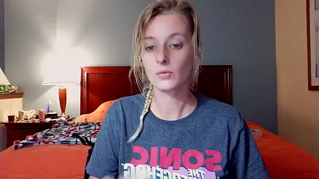 Snapshot of AsiaGoesPro chatting on October 4, 2:17 am AsiaGoesPro online show from October 4, 2:17 am