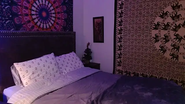 HazeyBvby online show from December 21, 6:39 am