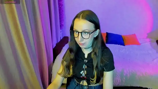 Snapshot of CurlySteph chatting on September 26, 4:15 pm CurlySteph online show from September 26, 4:15 pm