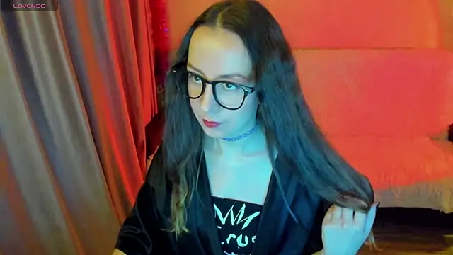 Snapshot of CurlySteph chatting on October 16, 6:21 pm CurlySteph online show from October 16, 6:21 pm
