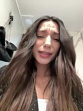  MiaQueen  online show from February 16, 10:42 pm