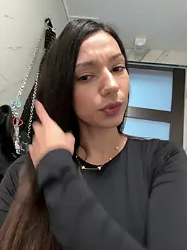  MiaQueen  online show from February 26, 11:26 pm