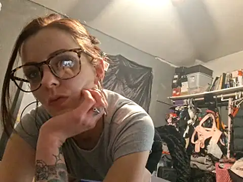 Justjennyy online show from April 10, 11:05 am