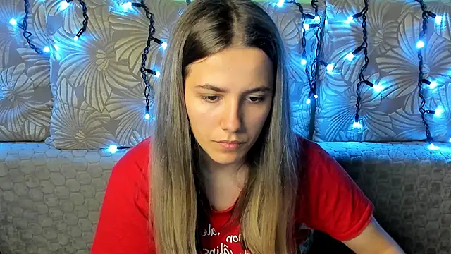 MaggieCake online show from October 28, 3:34 am