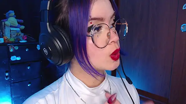 Snapshot of Raventh_ chatting on October 2, 9:53 pm Raventh online show from October 2, 9:53 pm