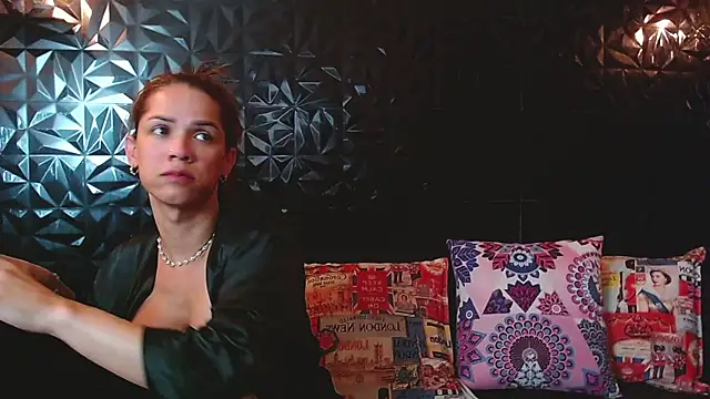 PINK  LOLA1 online show from November 29, 11:20 pm