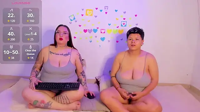 MiaYMolly online show from April 5, 3:05 am