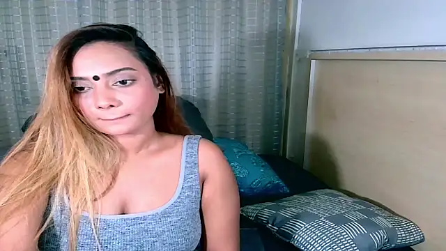 sexyindianchic online show from March 12, 11:07 pm