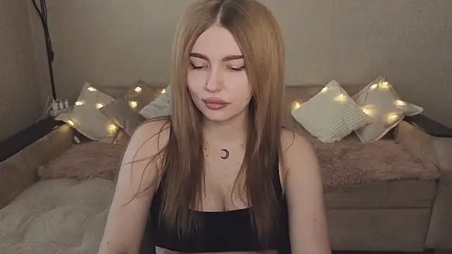 ViolettaLopez online show from September 22, 12:58 pm