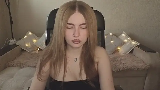 ViolettaLopez online show from November 3, 12:31 pm