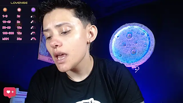 girl intense444 online show from December 15, 1:38 pm