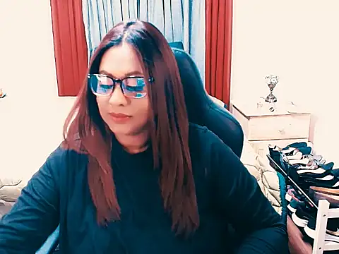 Indianlust69 online show from April 4, 11:47 pm