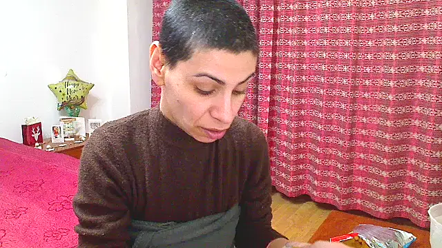 hotSANDRA STARR online show from February 25, 2:21 am