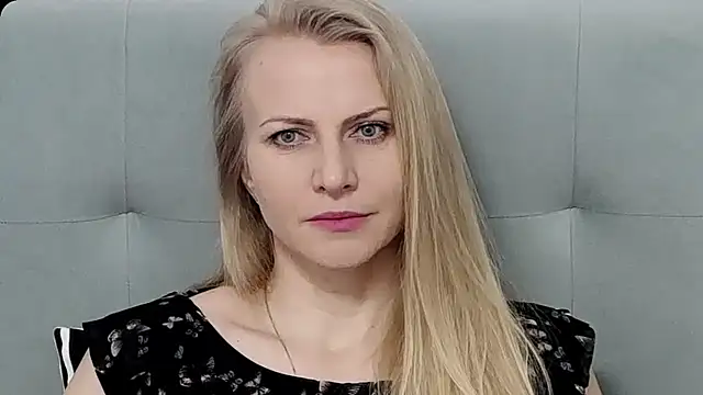 K  Adrienne online show from February 13, 6:48 am