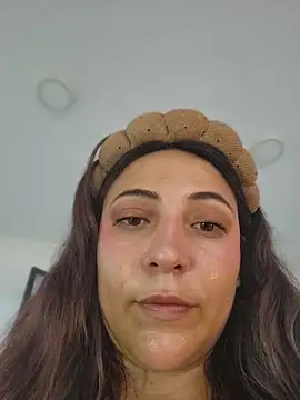 VickyHoult online show from June 18, 8:36 pm