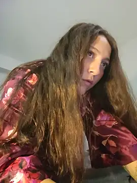 VickyHoult online show from November 16, 10:32 pm