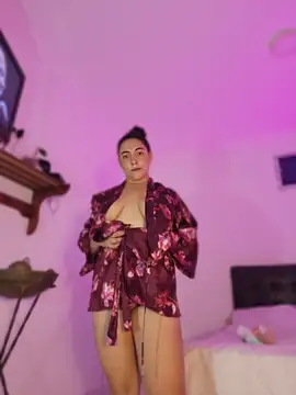 VickyHoult online show from March 31, 11:27 pm