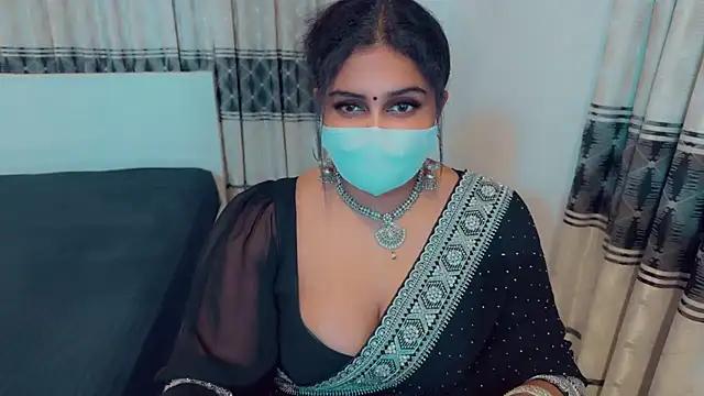 Snapshot of SonY_CaM chatting on October 10, 5:18 pm SonY CaM online show from October 10, 5:18 pm