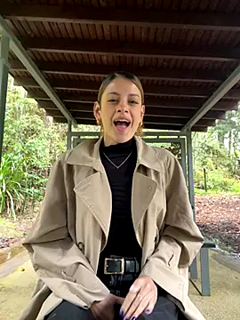 alana15 online show from September 18, 2:59 pm