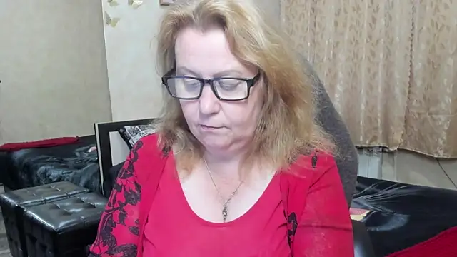 Frau Marta online show from November 29, 11:58 am