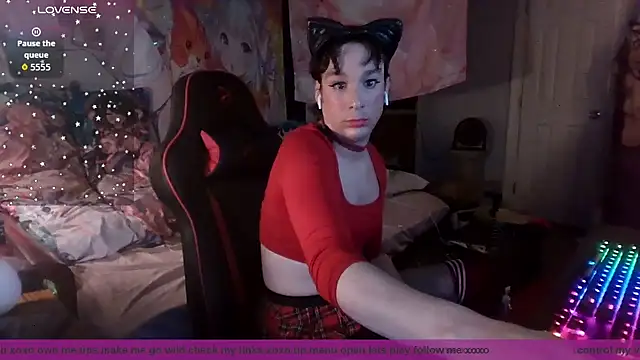 matildawood cd online show from November 4, 9:36 am