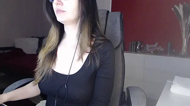 Alina Lamour online show from September 16, 7:55 pm