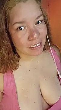Snapshot of Johana_bbw chatting on October 16, 7:16 pm Johana bbw online show from October 16, 7:16 pm